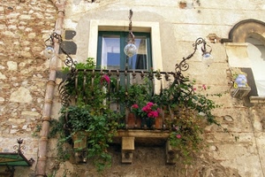balcone, fiori, lampioni, finestra, verde, piante, lampione, ringhiera