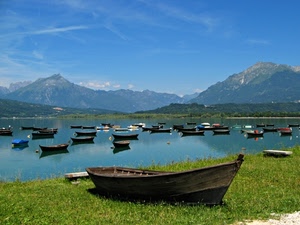 barche, lago, cielo, montagne, prato, acqua, erba, porto, monti