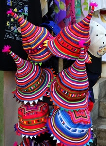 cappelli, multicolore, righe, colori, rosso, punte, strisce, colorati