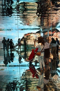 persone, riflesso, visitatori, expo, riflessi, specchi, passeggino, rosso, fotografia, padiglione