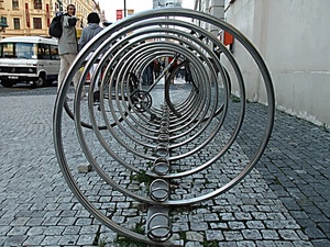 spirale, bicicletta, persone, strada, metallo, cerchi, parcheggio, spirali, ruote, passanti